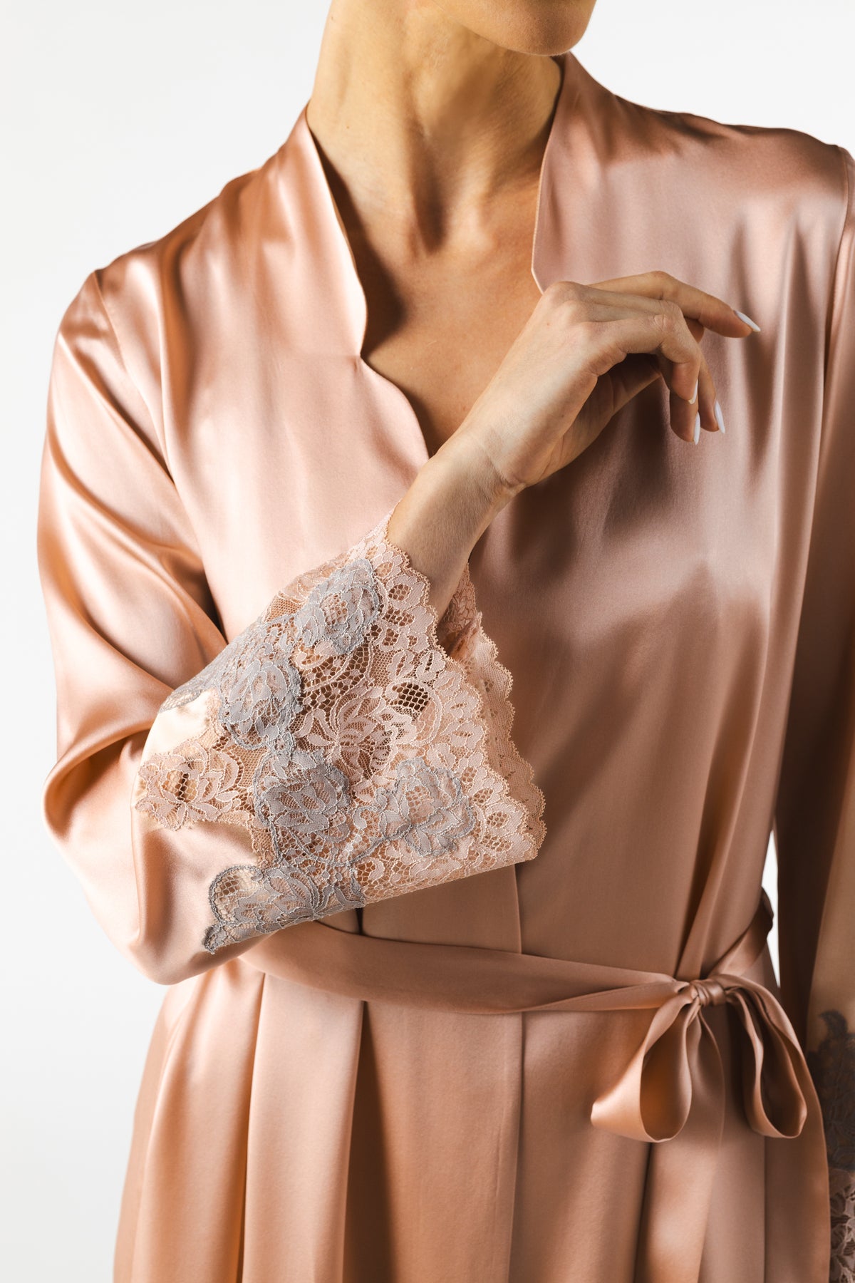 Imode NK Imode Mireille Twilight Long Silk Robe – Trousseau Of Dallas