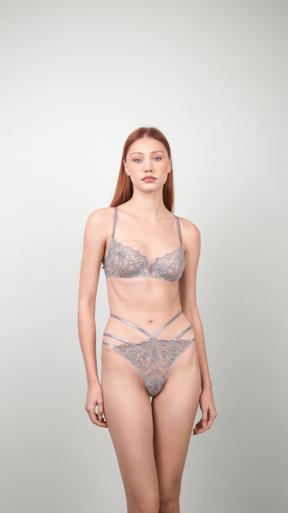 I.D.Sarrieri Fleur De Lueur 3 Straps Thong / Exclusive