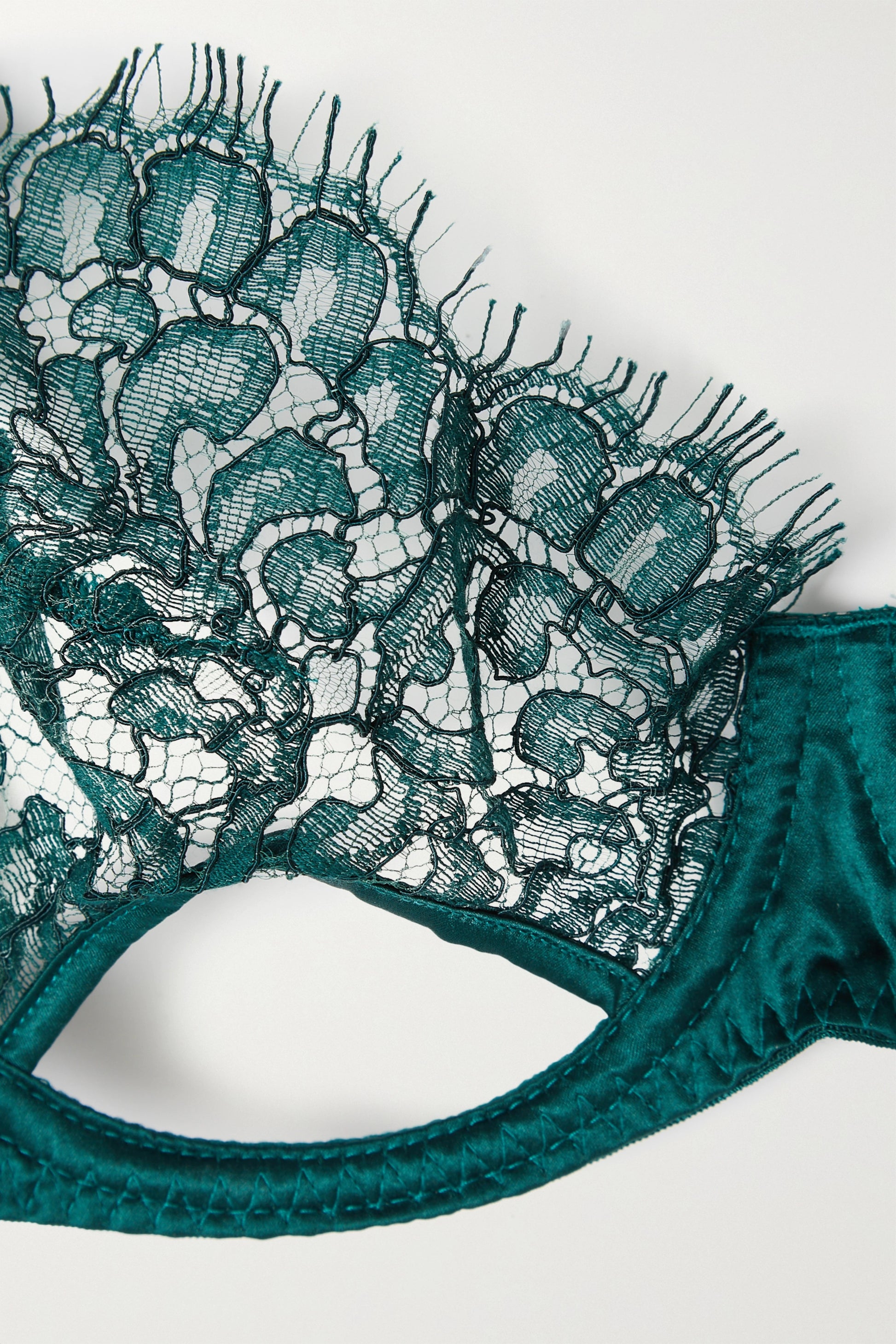 Coco de Mer Lucida Satin-trimmed Stretch-lace Underwired Soft-cup
